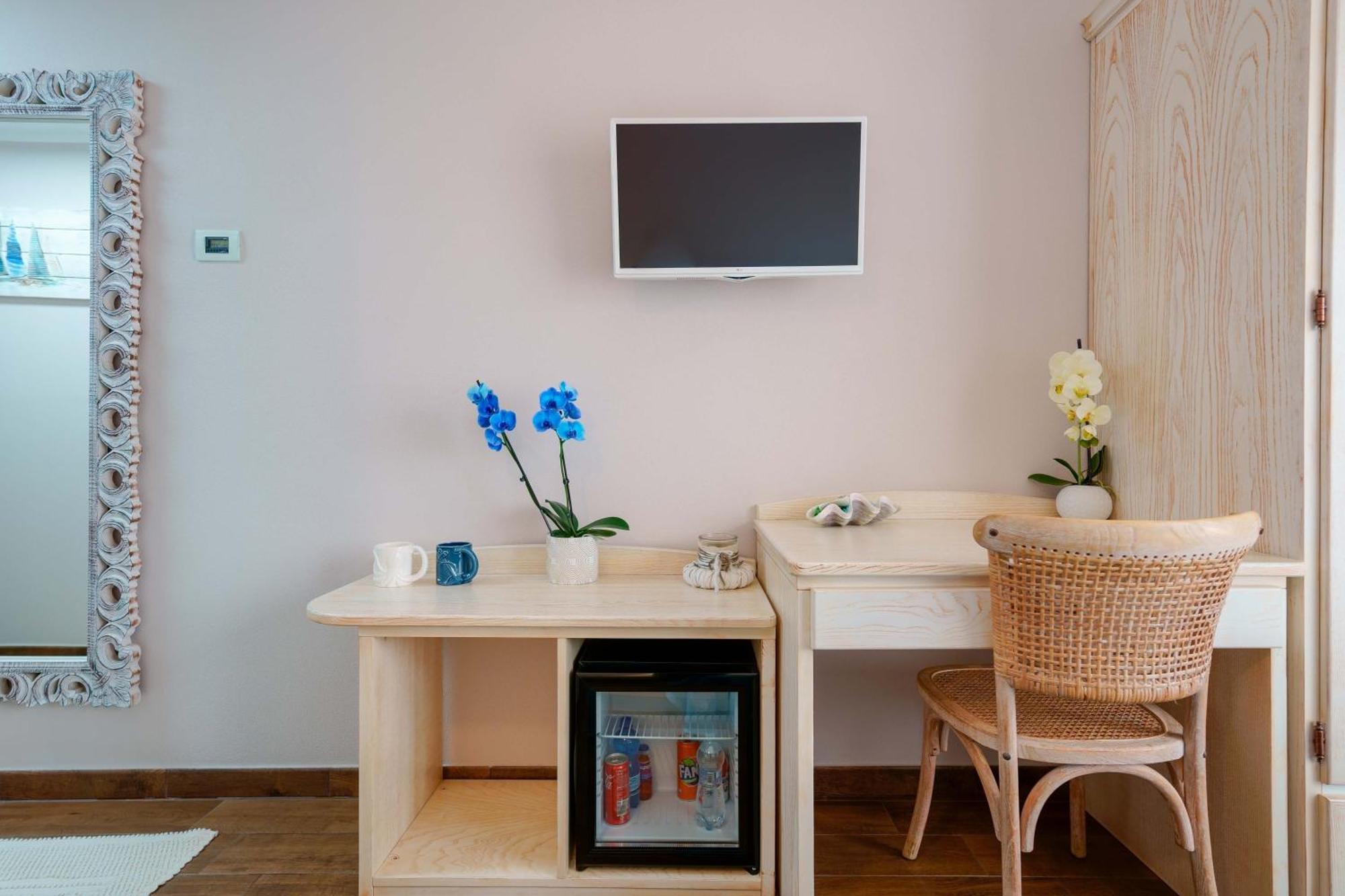 La Rosa Dei Venti Bed and Breakfast Villasimius Εξωτερικό φωτογραφία